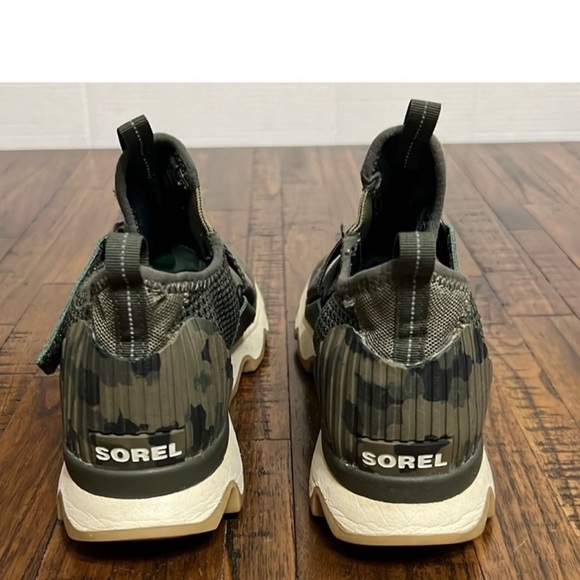 SOREL THE OG SNEAKERS Kinetic Green
Camo Scalloped soles size 7.5 - Picture 8 of 16